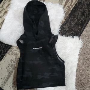 COPY - Alphalete hooded camo crop